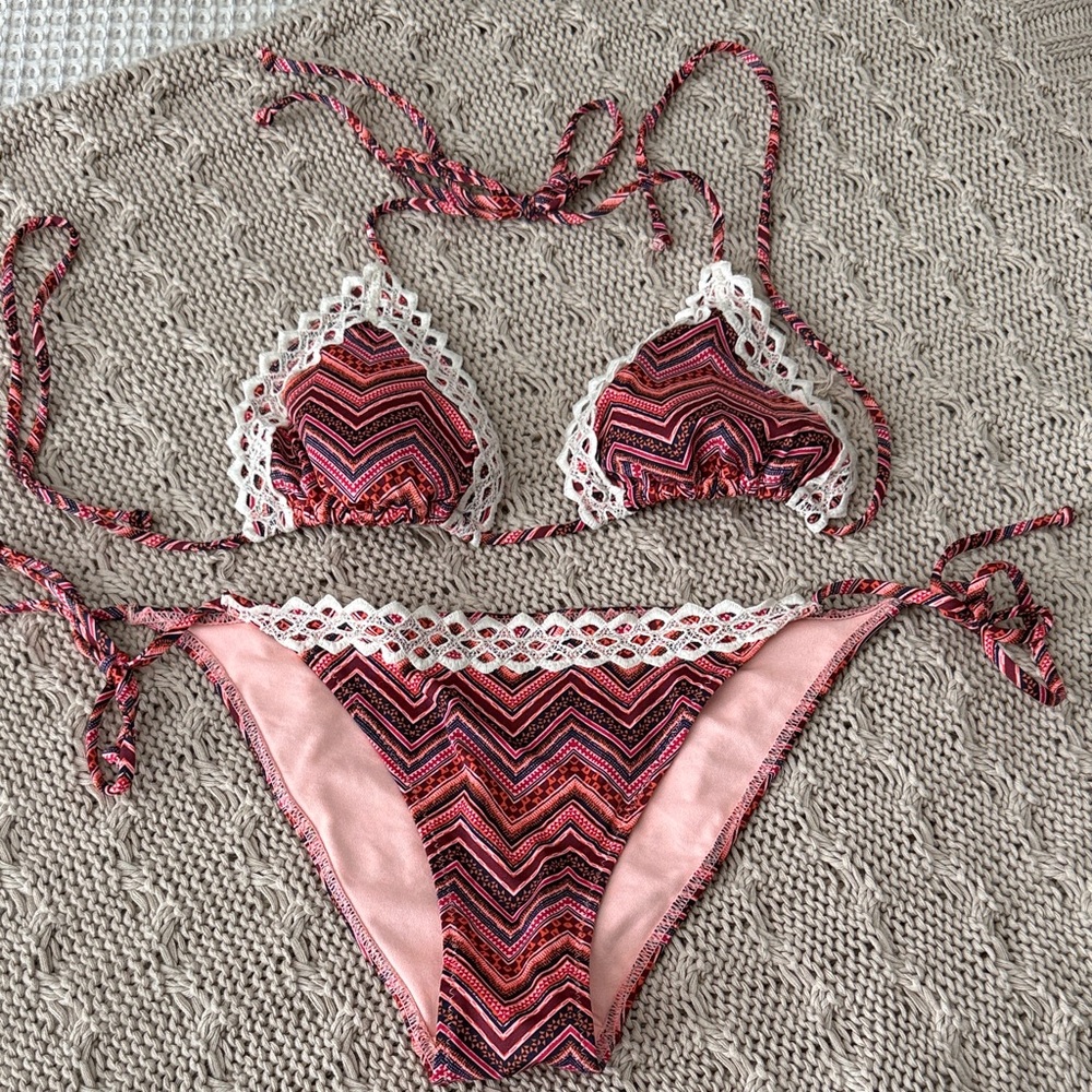 H&M Multicolor Chevron Bikini
